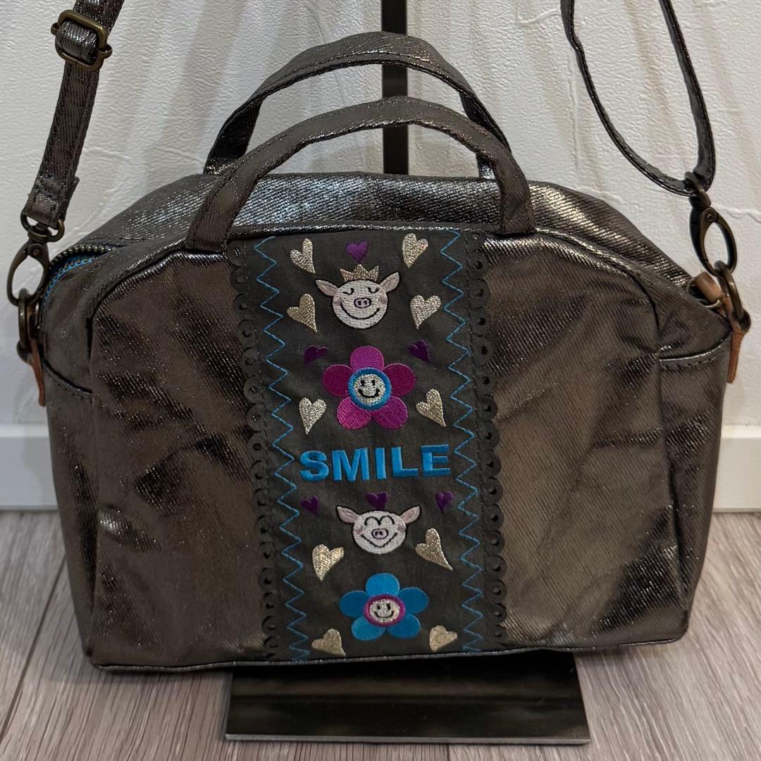 オレボレブラ ショルダーバッグ ミニボストン メタリックカラー 刺繍 スマイル オレボレブラ ショルダーバッグ ミニボストン メタリックカラー 刺繍 スマイル