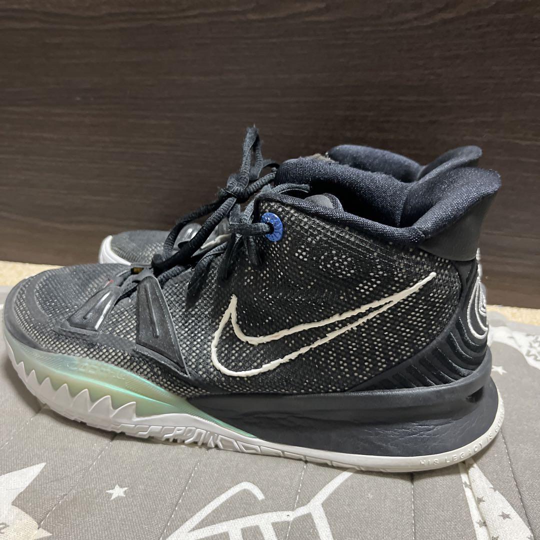 Nike Kyrie 7 バスケットボールシューズ