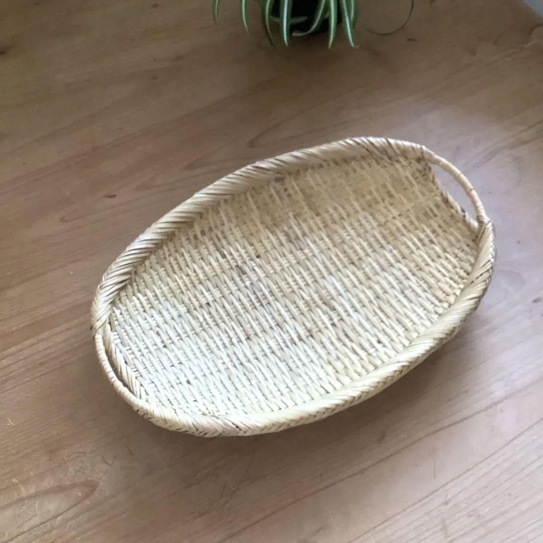 鳥越の竹細工　すず竹　手付き楕円ざる　大きめ ⭐︎