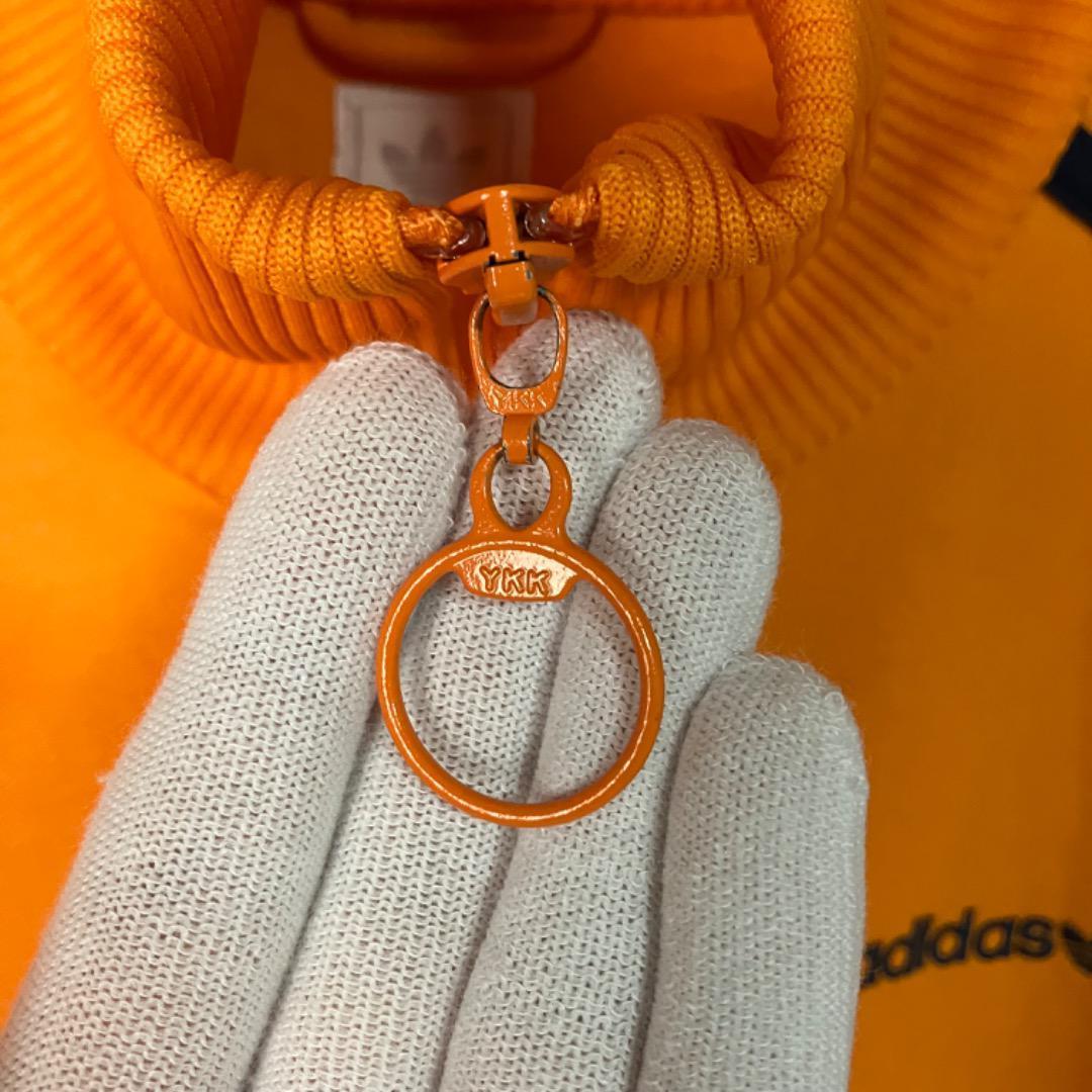 90s 熊刺繍 トラックジャケット ジャージ ADIDAS 90年代 万国旗タグ 90s 熊刺繍 トラックジャケット ジャージ ADIDAS 90年代 万国旗タグ