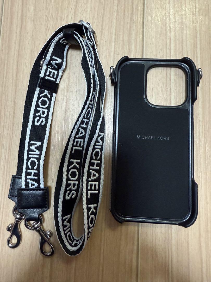 MICHAEL KORS スマホケース ストラップ付き iPhone16Pro用