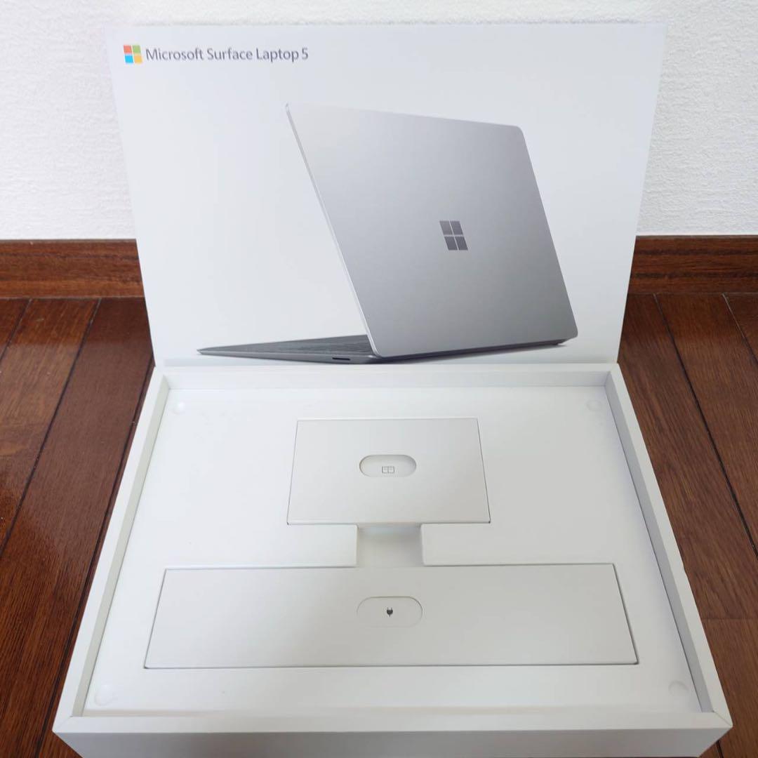 Surface Laptop5 i5 1235U 8GB 512GB