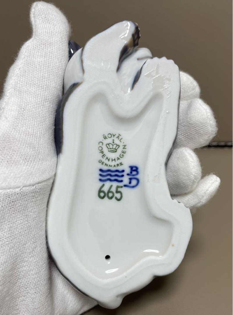 ☆美品☆ロイヤルコペンハーゲン 置物 イヤーフィギュリン2002