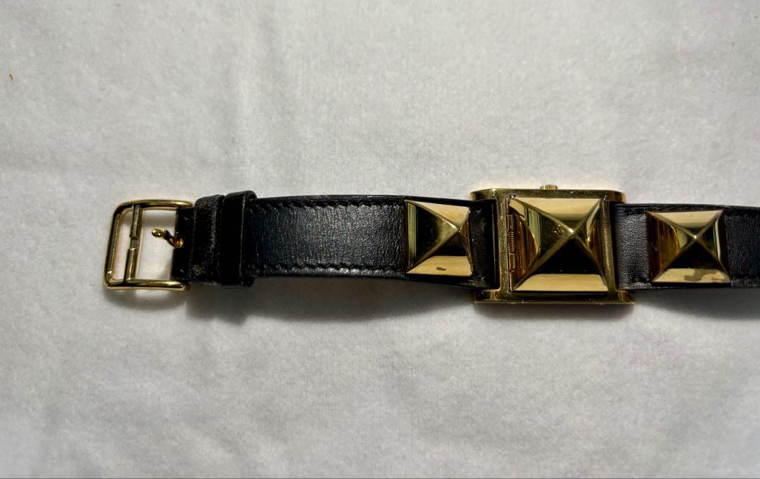 HERMES メドール スタッズ 腕時計 ゴールド