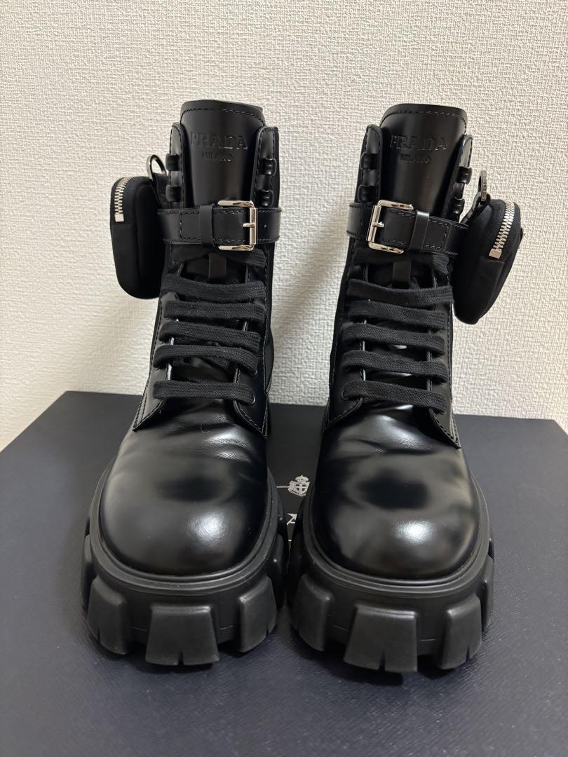 PRADA Re-Nylon ポーチ付　モノリス　コンバットブーツ　完売品