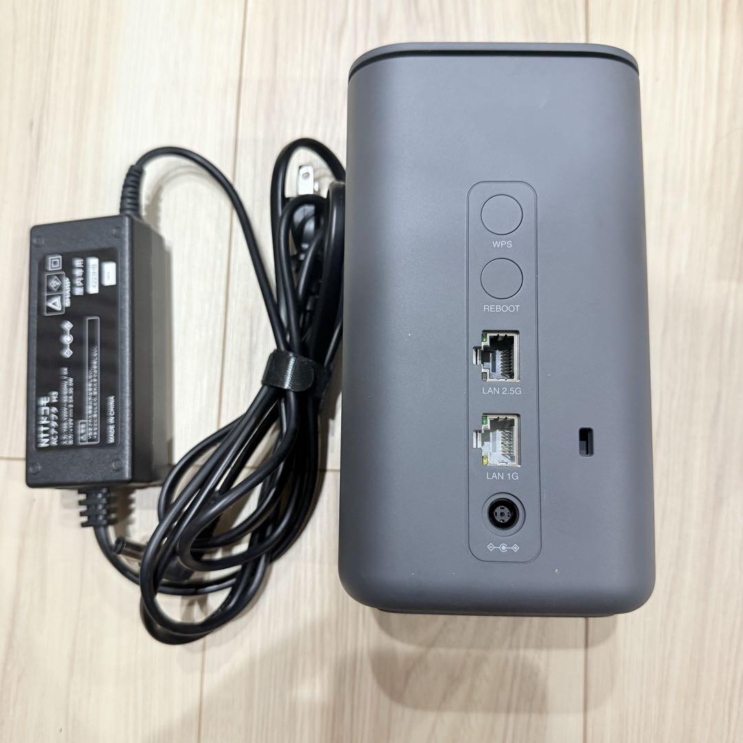 NTTドコモ 5G HR02 ルーター 本体 - メルカリ