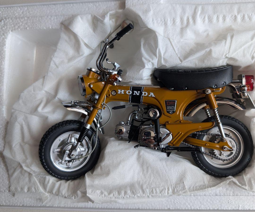 廃盤 EBBRO DAX Honda ST50 1969 1/10モデル