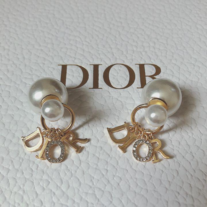 グレイ系無料配達 クリスチャンディオール♡新品 パールピアス DIOR ピアス(両耳用) アクセサリーグレイ系-WWW.MARENGOEF.COM グレイ系無料配達 クリスチャンディオール♡新品 パールピアス DIOR ピアス(両耳用) アクセサリーグレイ系-WWW.MARENGOEF.COM