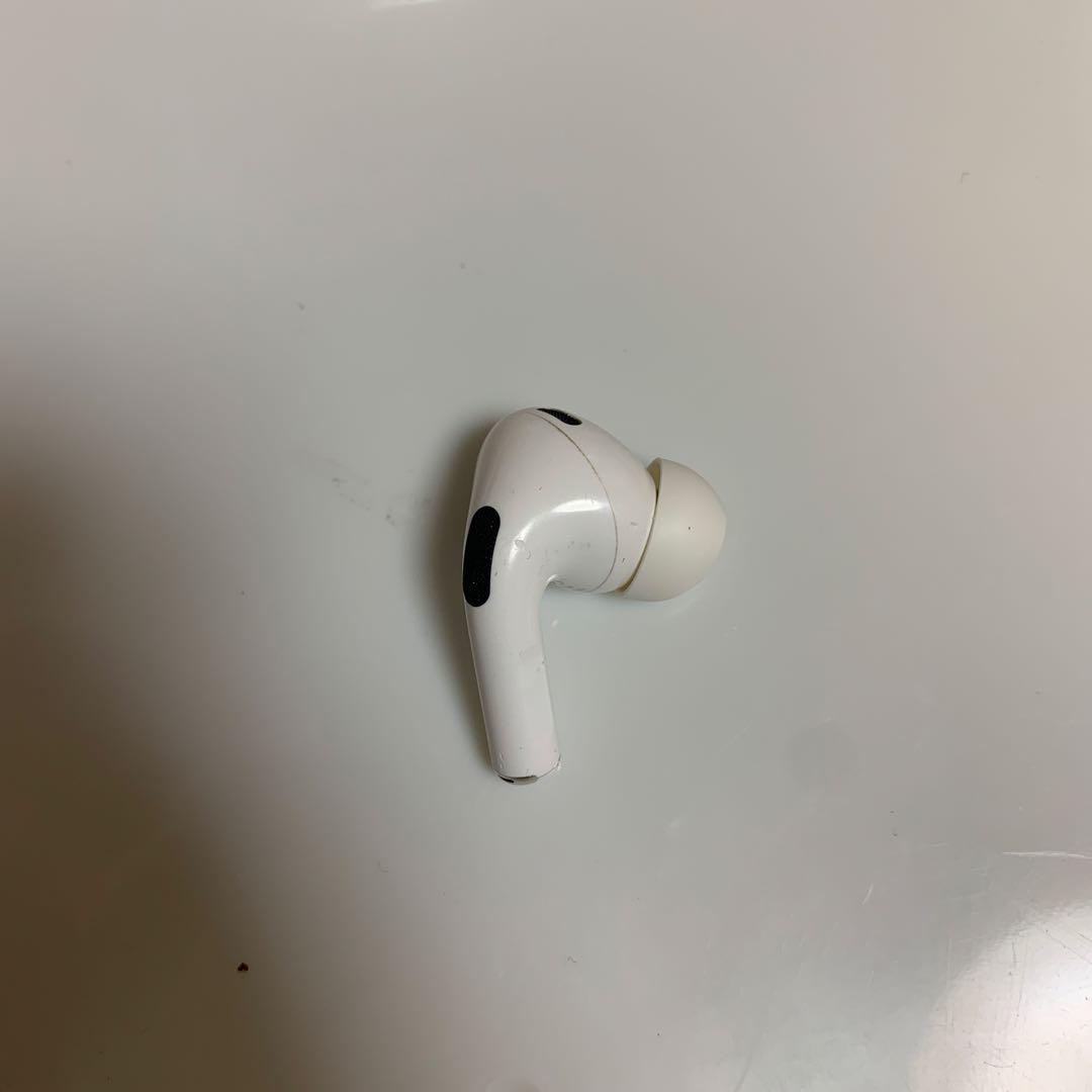 Apple AirPods Pro 第二世代　lightning 右側　右耳