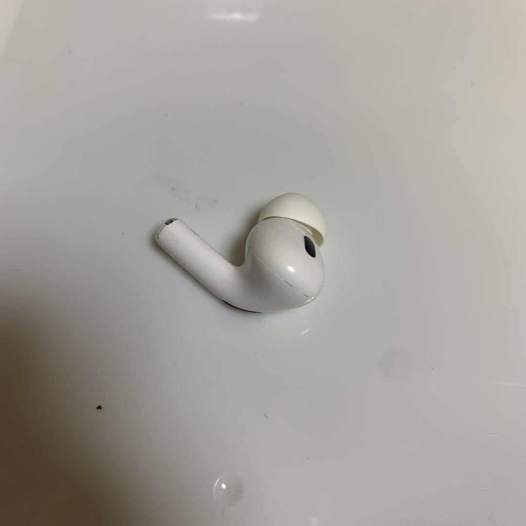 Apple AirPods Pro 第二世代　lightning 右側　右耳