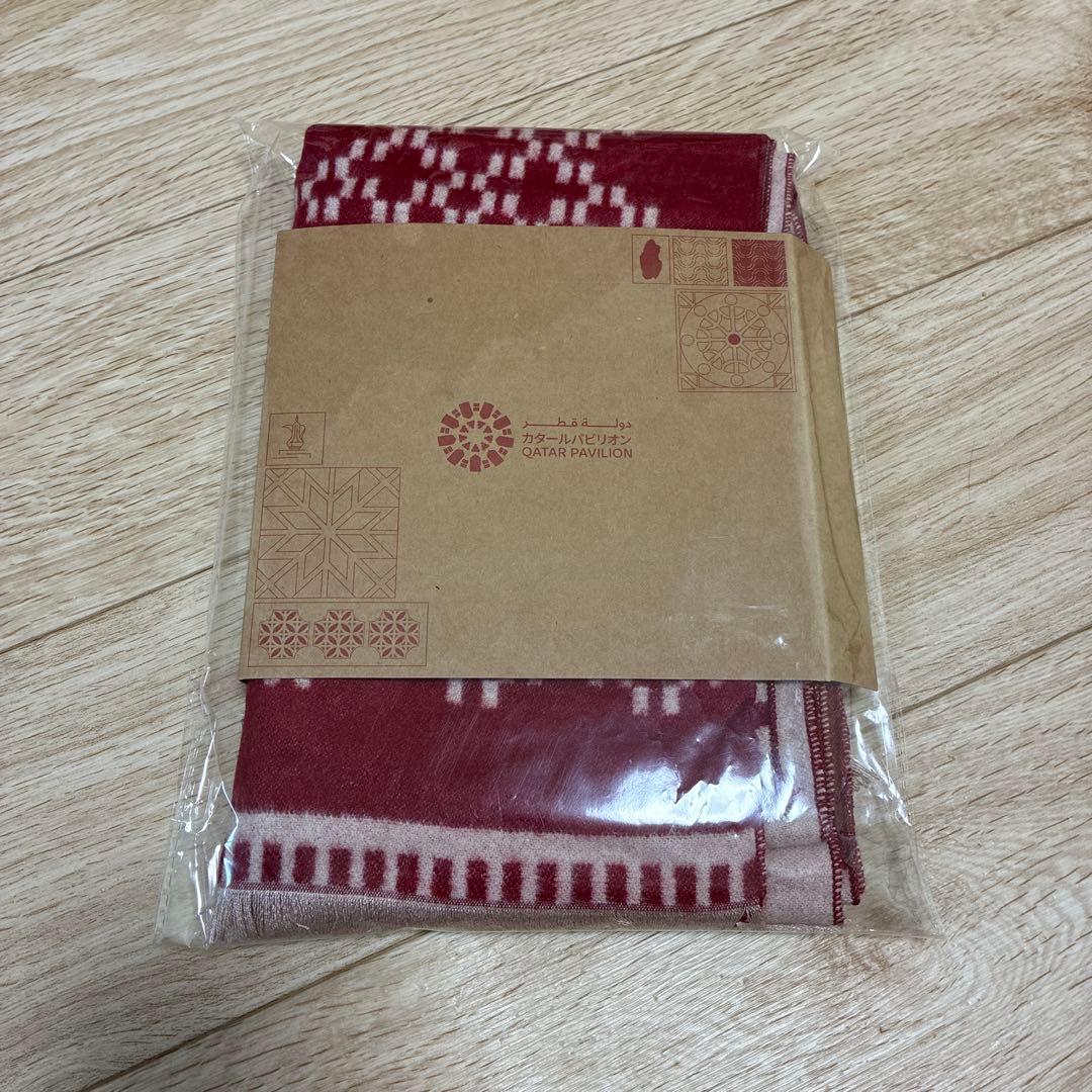 終売 希少 万博 カタール 幾何学模様 マフラー ストール 新品 未開封 終売品 希少 万博 カタール 幾何学模様 マフラー ストール