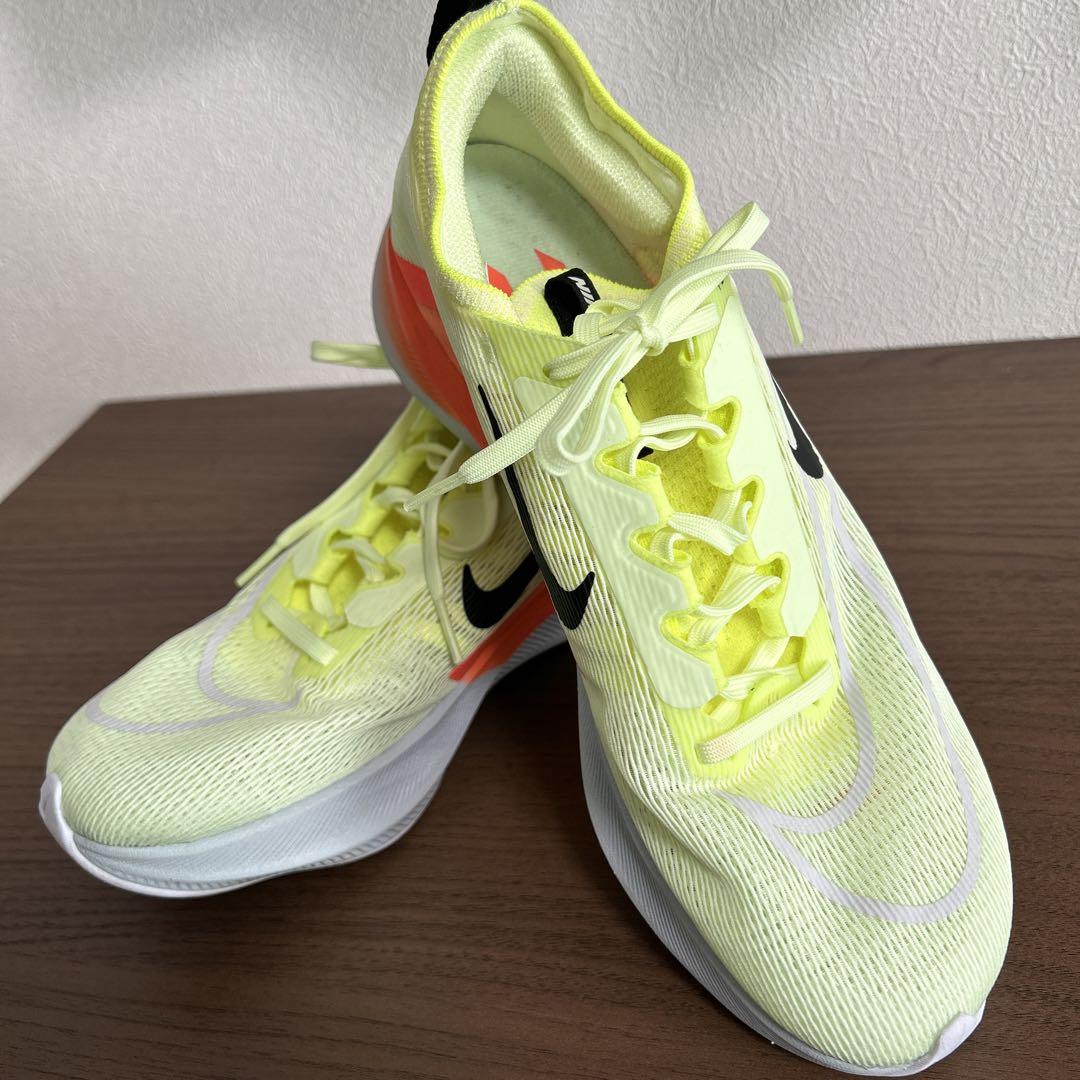 ナイキNIKE  ズームフライ4 ZOOMFLY4  26.0ランニングシューズ