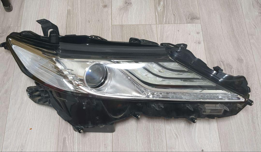 カムリ 前期 LED AXVH70 右ヘッドライト