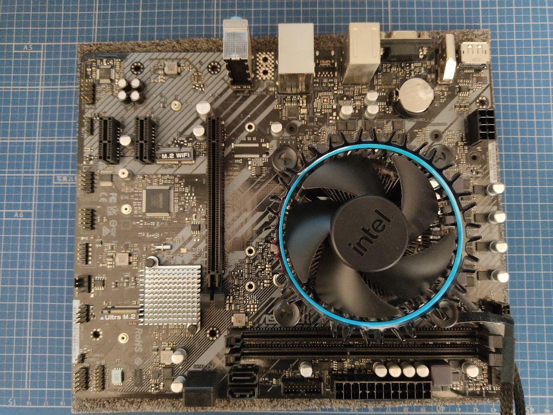 asrock h610m−hdv/m.2 と corei3 12th 12100