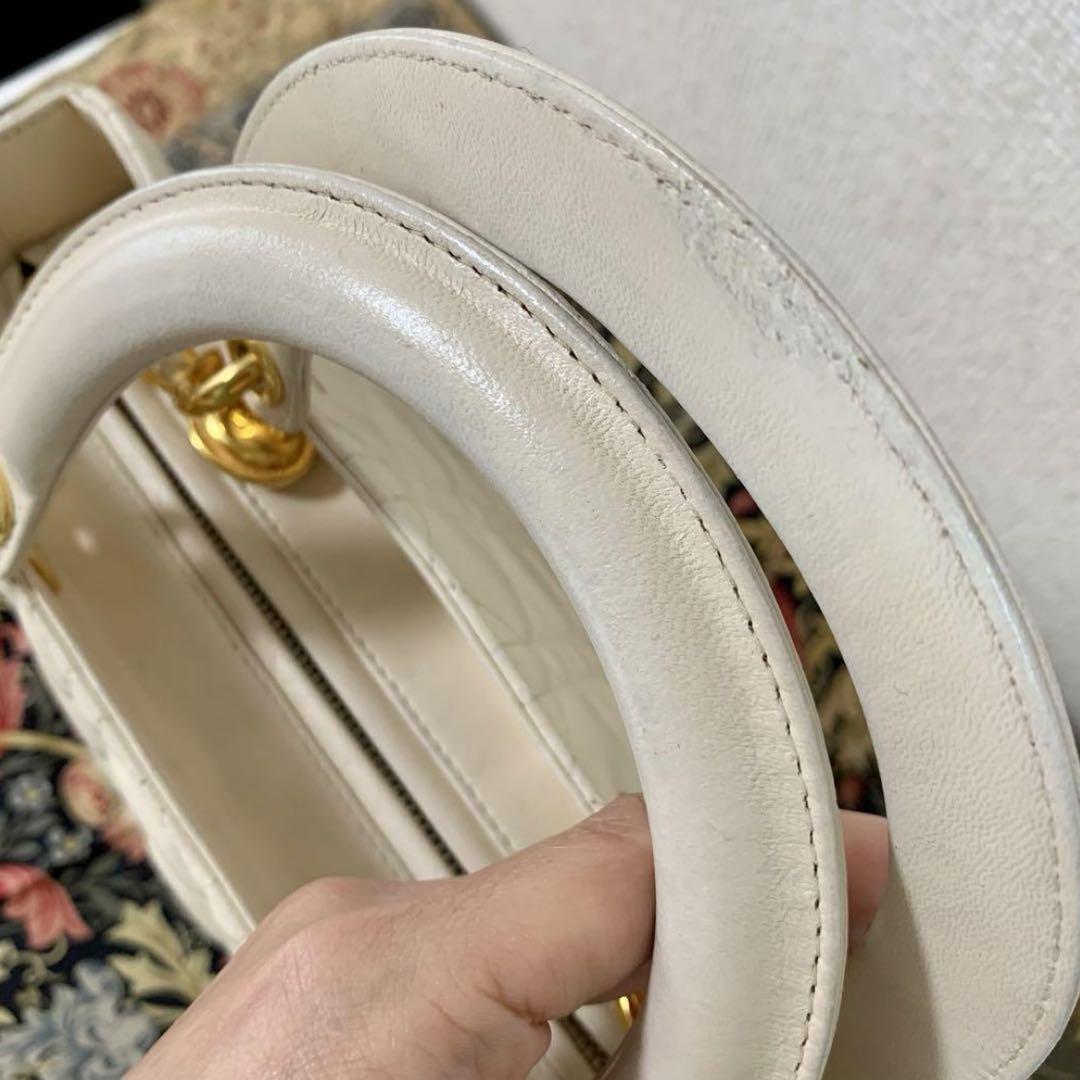 Christian Dior★レディディオール ミディアム ハンドバッグ Christian Dior★レディディオール ミディアム ハンドバッグ