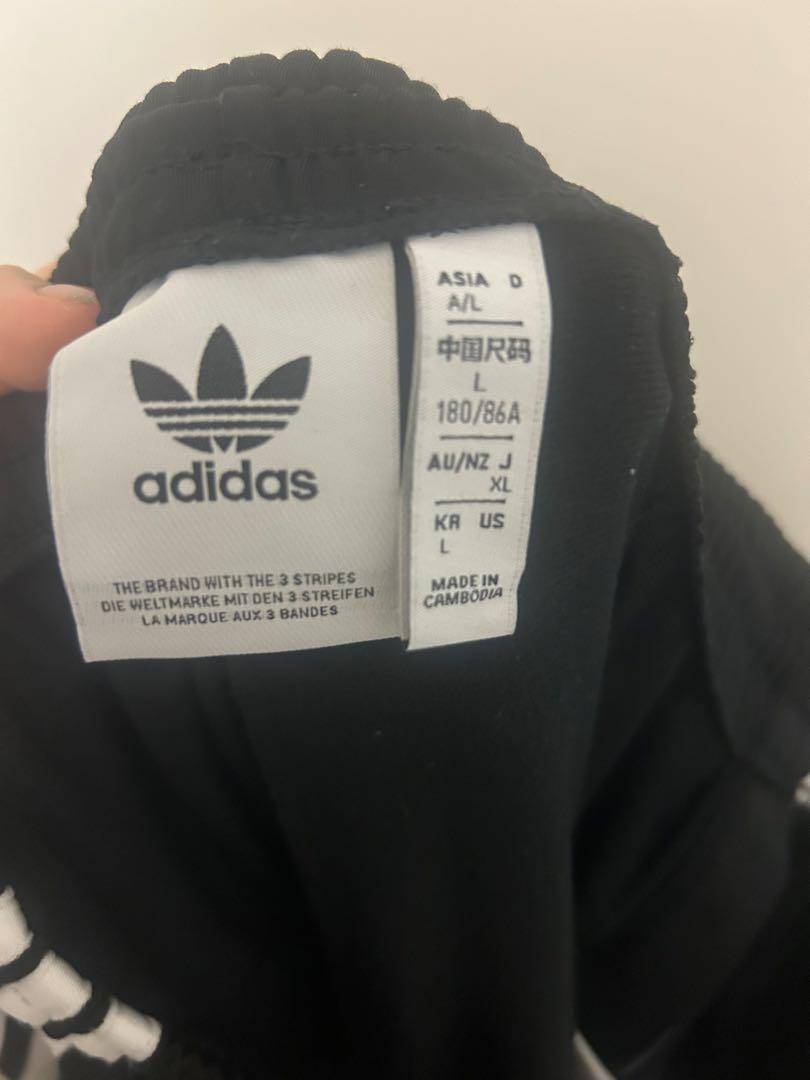 adidas スリーストライプロゴトラックパンツ