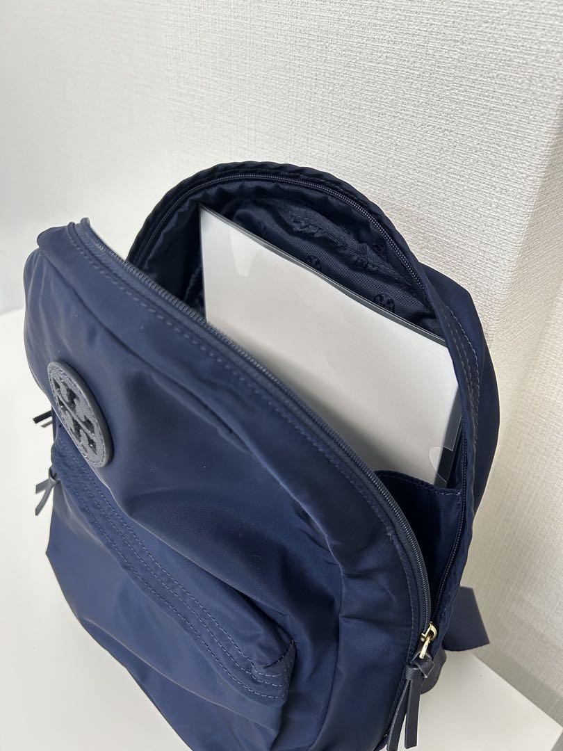 【極美品】TORY BURCH　トリーバーチ　ネイビー 　ナイロンリュック