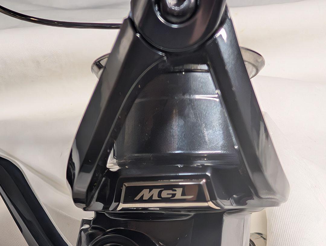 シマノ　管137GY 19ヴァンキッシュ 4000XG 本体のみ　ボディ　日本製