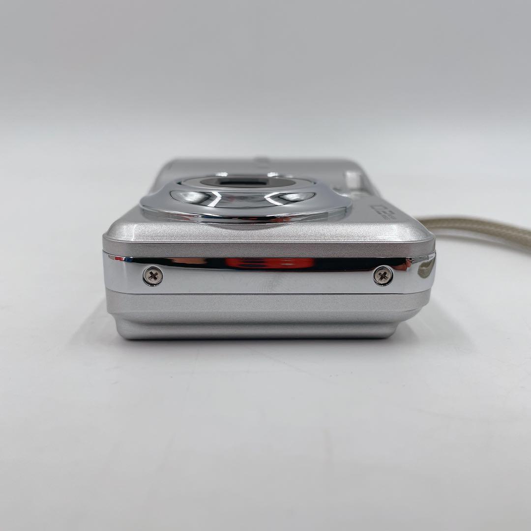 FUJIFILM デジカメ 10.2 シルバー 9U042619