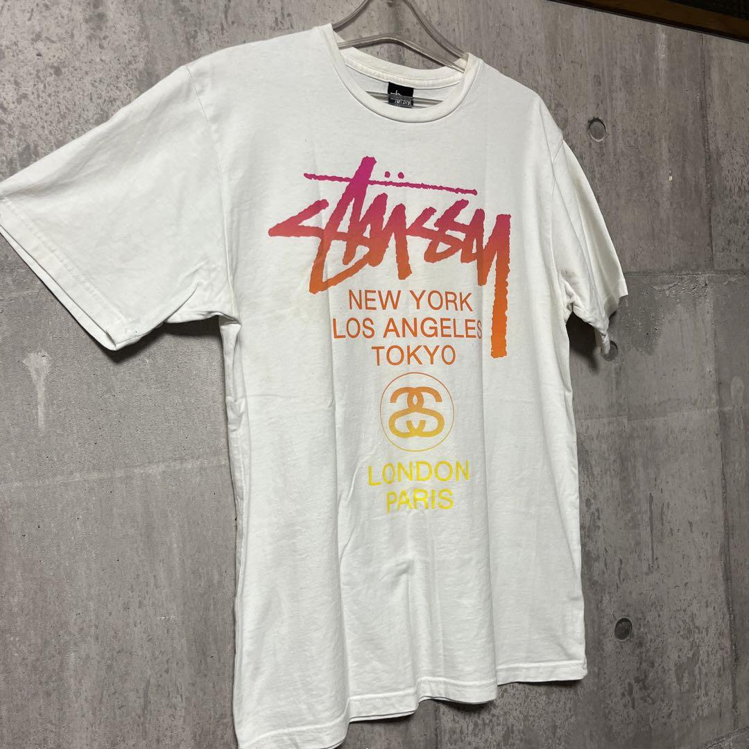【STUSSY】ウェル スーツ バックプリント Tシャツ ★ カッコイイ STUSSY】ウェル スーツ バックプリント Tシャツ ☆ カッコイイ