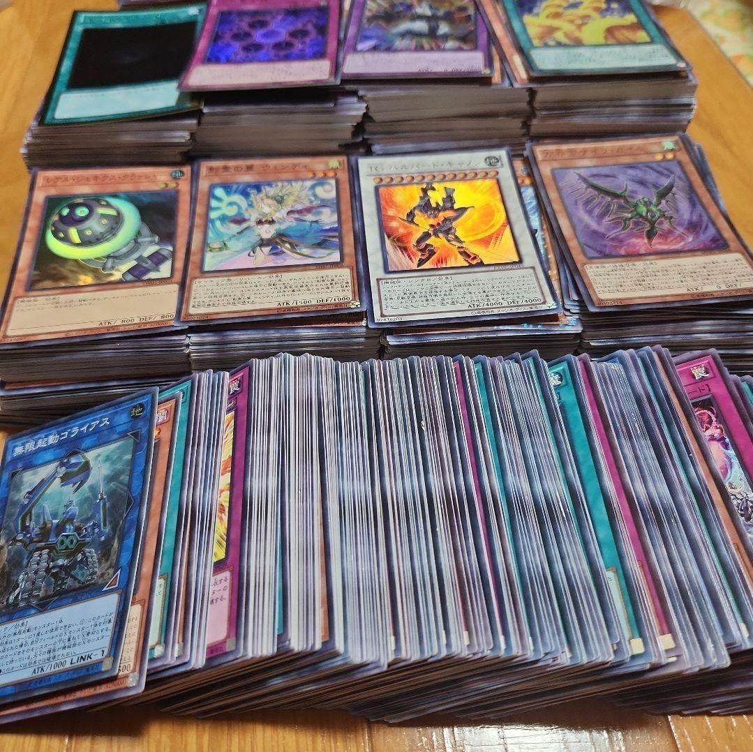 遊戯王 スーパーレア以上 まとめ売り 5000枚 186 遊戯王 スーパーレア以上 まとめ売り 5000枚 186