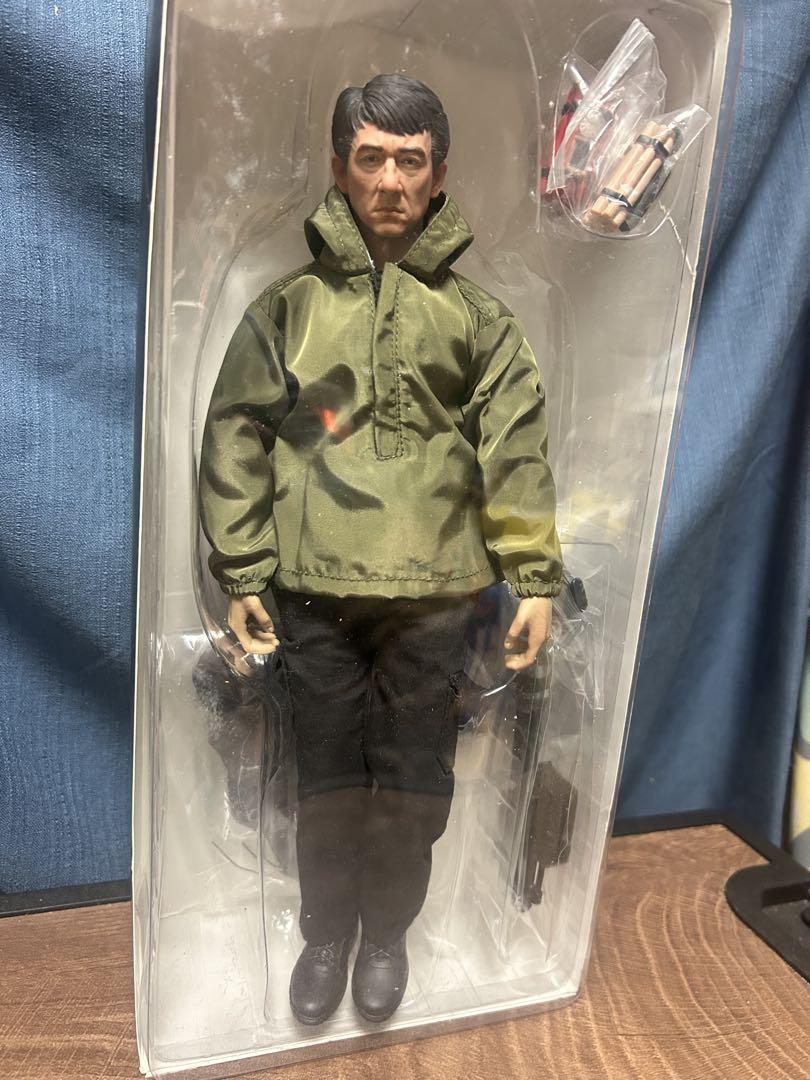 ジャッキー　チェン　1/6アクションフィギュア。フォーリナー