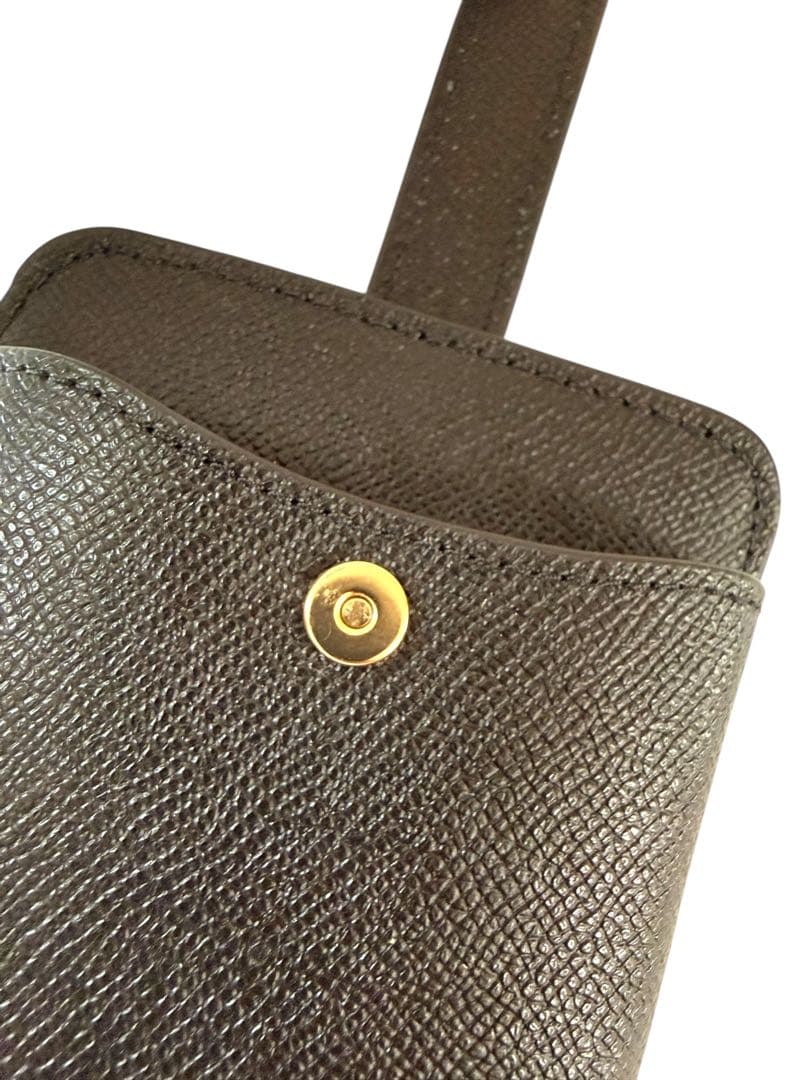 極美品☆COACH 携帯ショルダー ブラック　肩掛け　本革