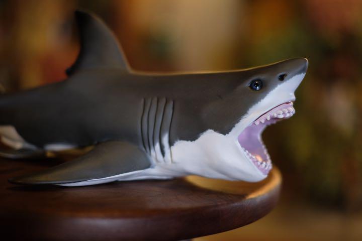 ブランドバッグ通販サイト フィギュアJAWS サメ リアル supreme メルカリ - ビンテージ 特撮