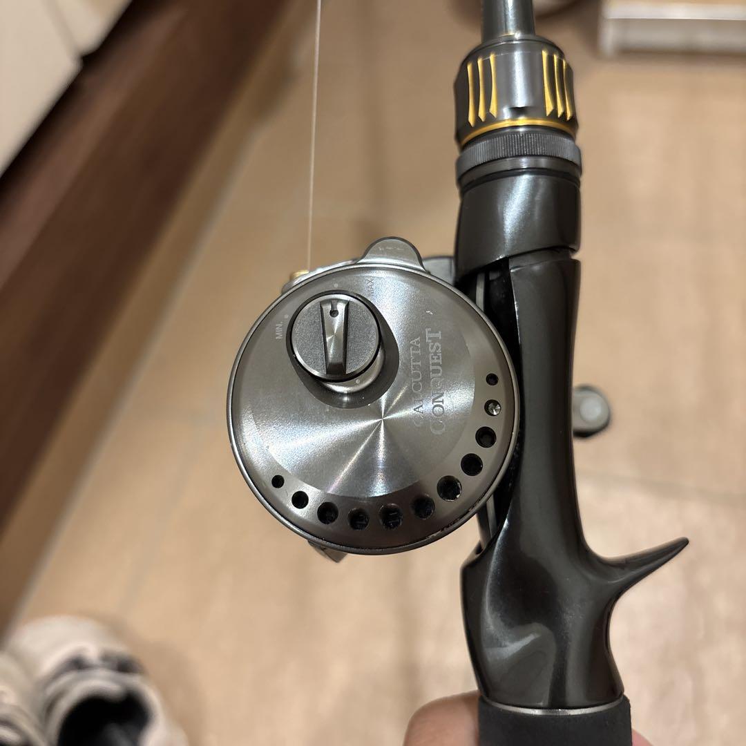 シマノ　23カルカッタコンクエストBFS XG 左巻　中古