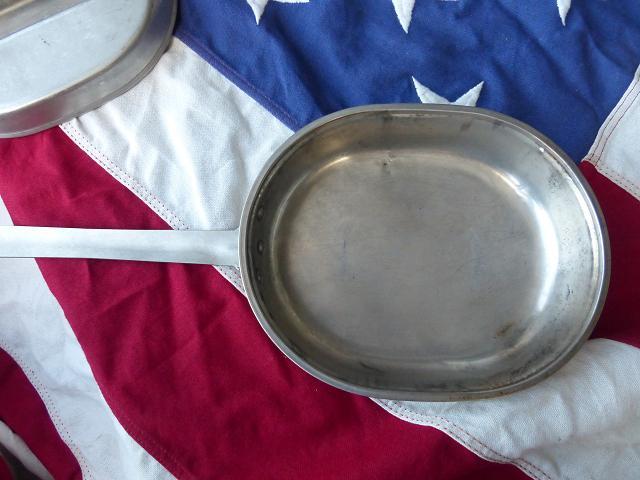 ナム戦 1965” 米軍実物　メスキットパン S/L MFG.　食器　323