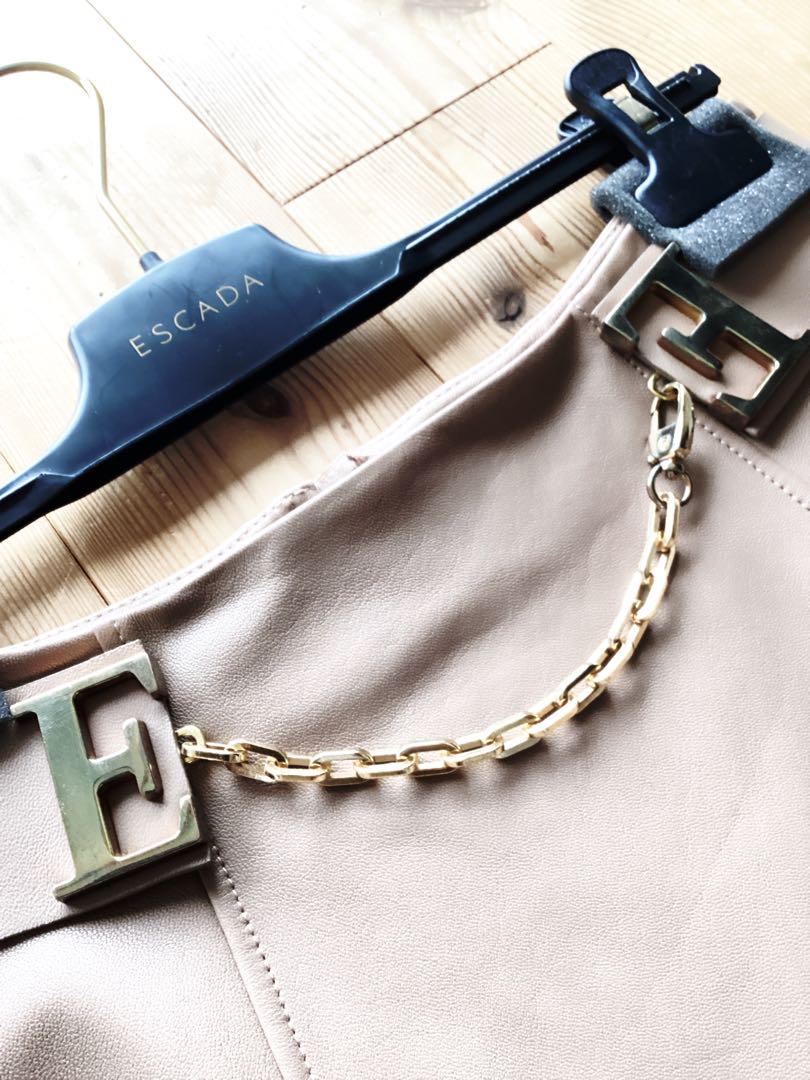 訳あり未使用品【ESCADA】羊革 レザー スカート 36 定価355300円