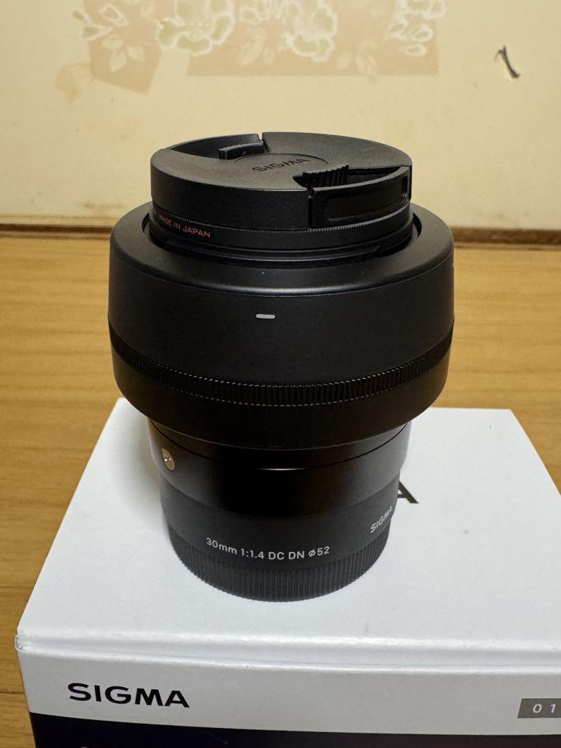 新品未使用　SIGMA 30mm F1.4 DC DN 52mm