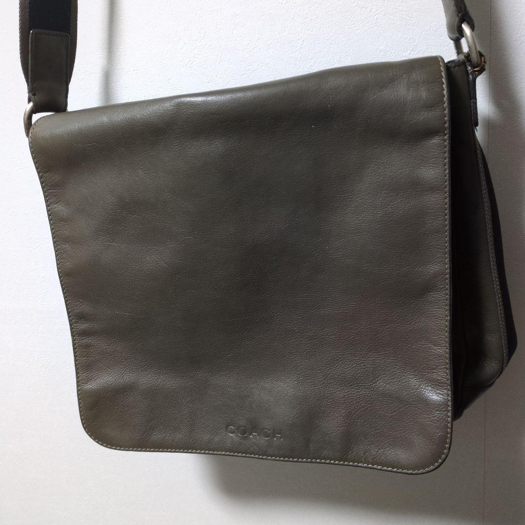 COACH チャールズ メッセンジャー ショルダーバッグ レザー