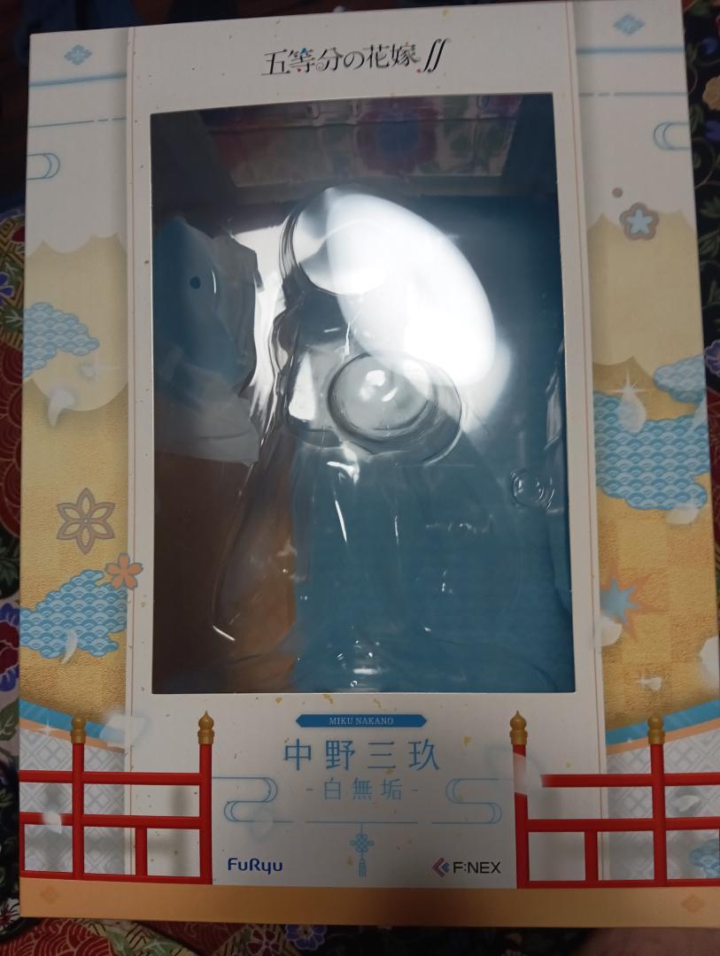 白無垢　中野三玖
