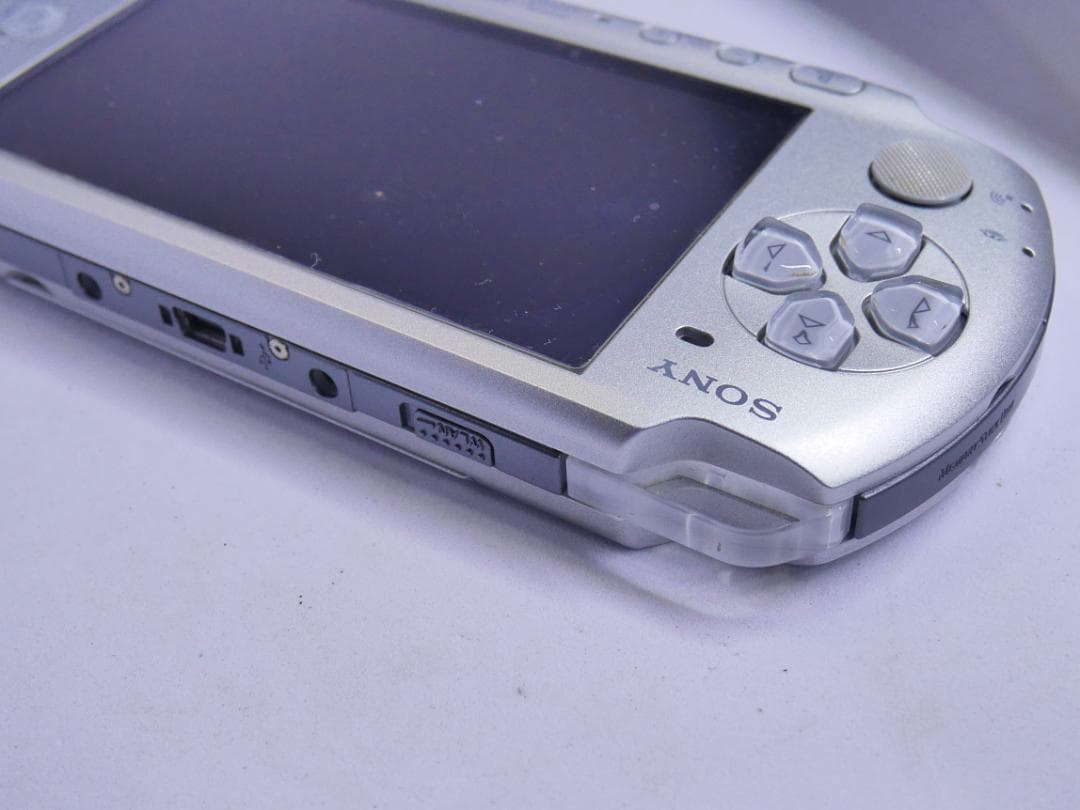 動作確認済　PSP3000 本体 ミスティックシルバー　付属品揃い