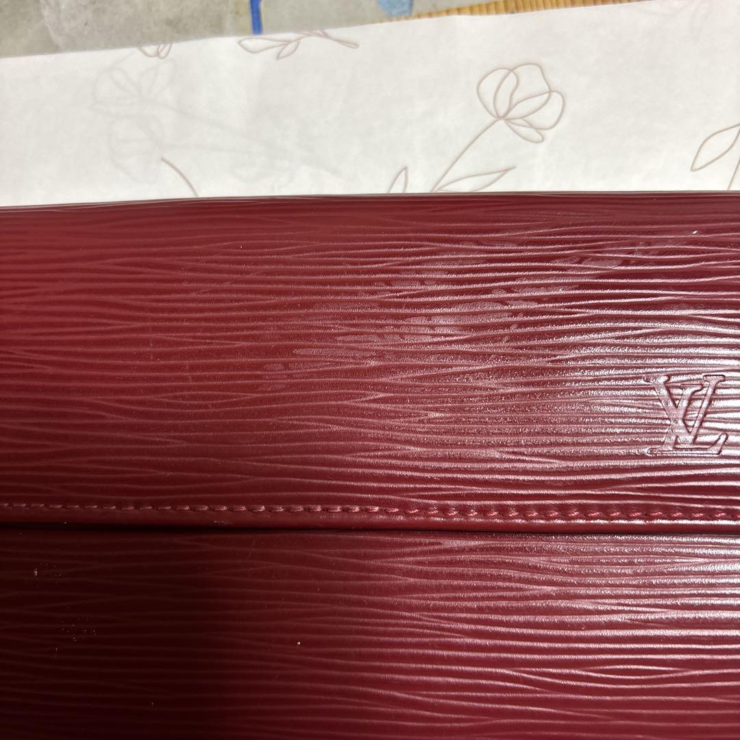 お値下け中！Louis Vuitton バーガンディ 長財布