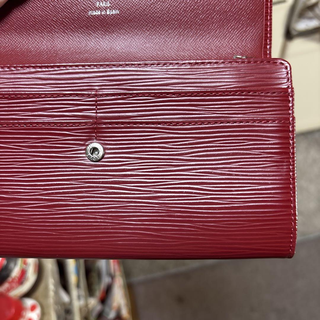 お値下け中！Louis Vuitton バーガンディ 長財布