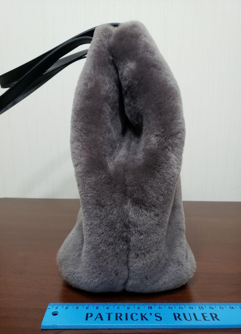 【高品質】 ⭐SALE⭐【CAPRINOUVE】⭐SALE⭐ファーバック バッグ