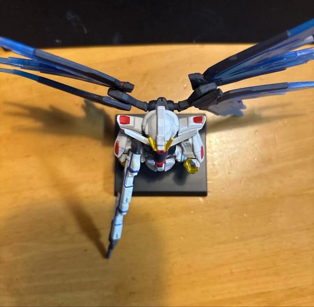 ガンダムコンバージ デスティニーガンダム 光の翼 ストライク