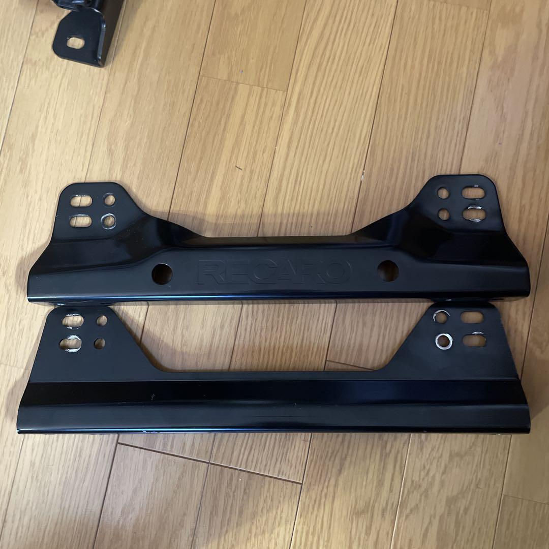 RECARO サイドアダプター