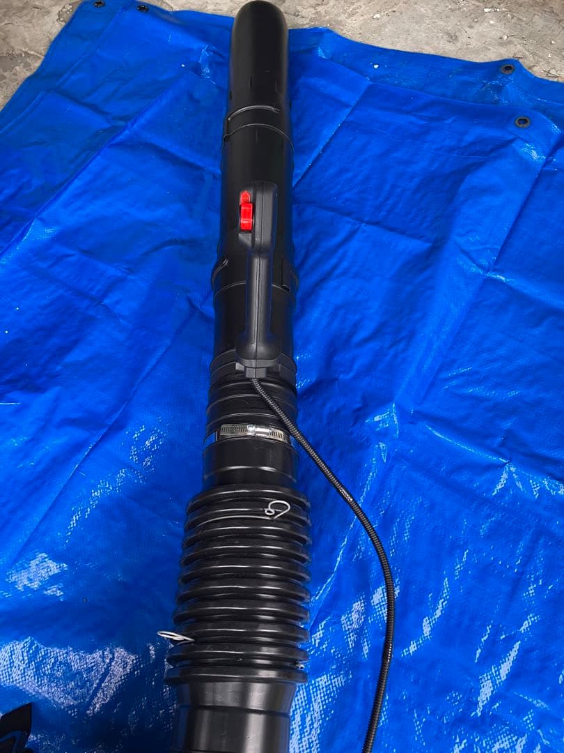 ゼノア 背負式エンジンブロワー EBZ8560RH目立った傷や汚れなし HRDEVELOPMENT_JP