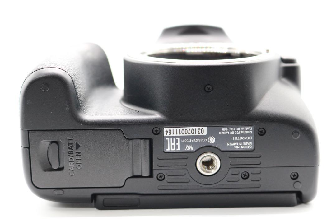 超美品 【Canon EOS Kiss X10 ダブルレンズセット】 安心取引