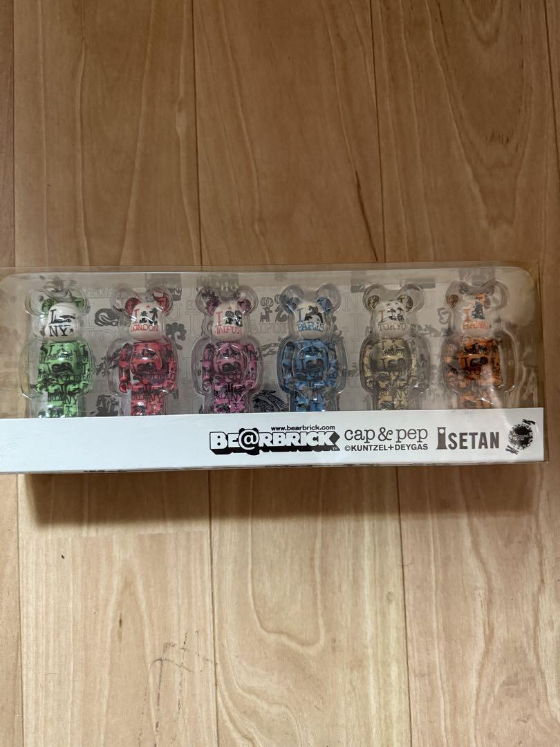 ベアブリック　伊勢丹限定品