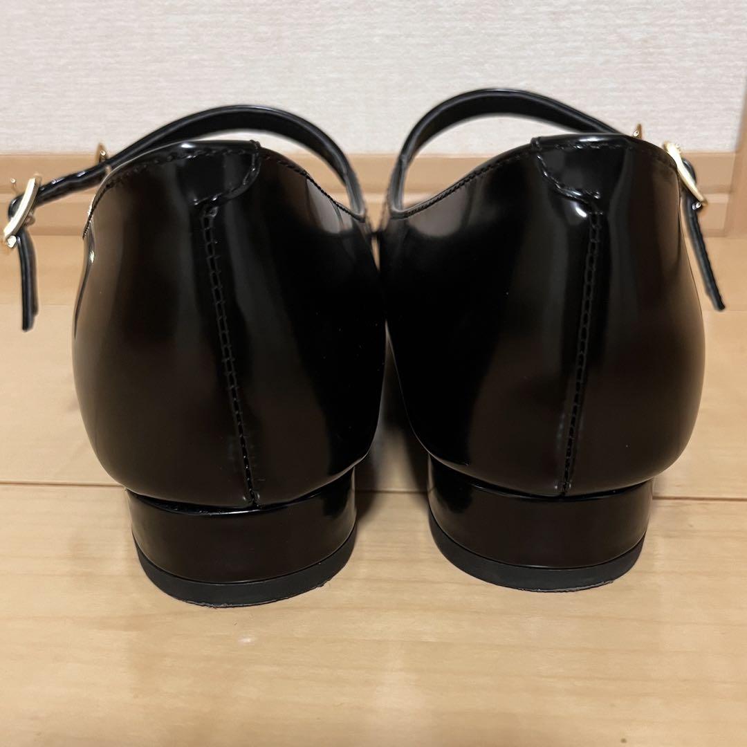 靴 tomi