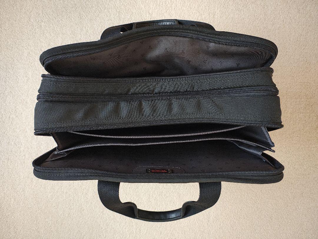 『マロン』TUMI（トゥミ） ブリーフケース ナイロン 黒【本体美品】