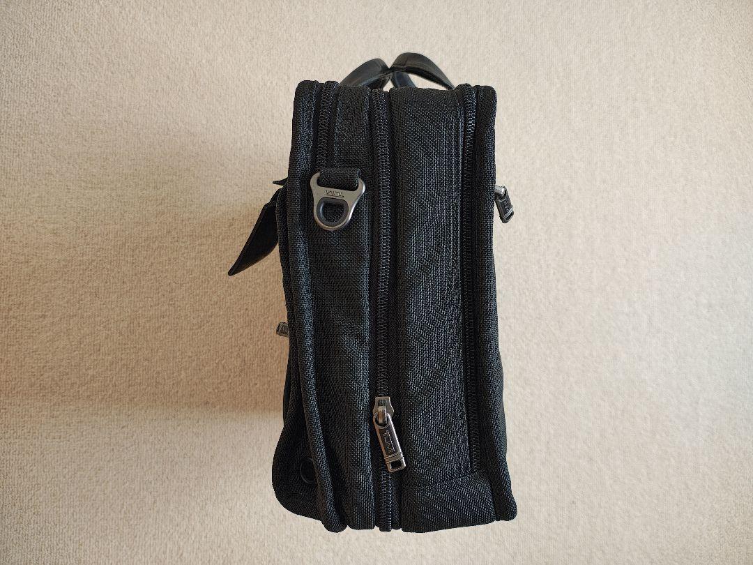 『マロン』TUMI（トゥミ） ブリーフケース ナイロン 黒【本体美品】