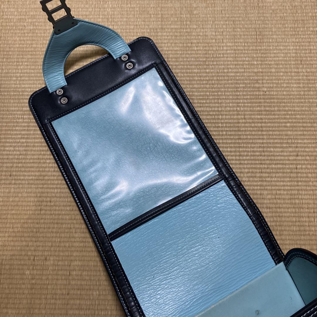 本体紺色 内側水色