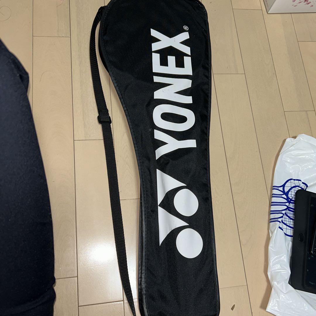 YONEX バドミントンラケット４本ケース付き