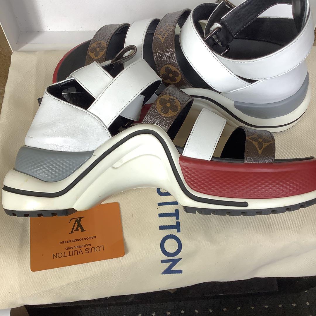 LV 厚底サンダル