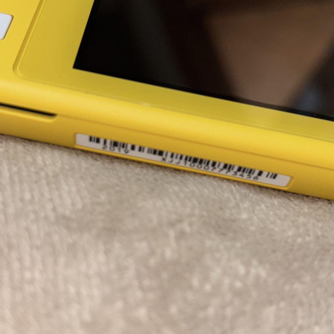 Nintendo Switch Lite イエロー ケース付き